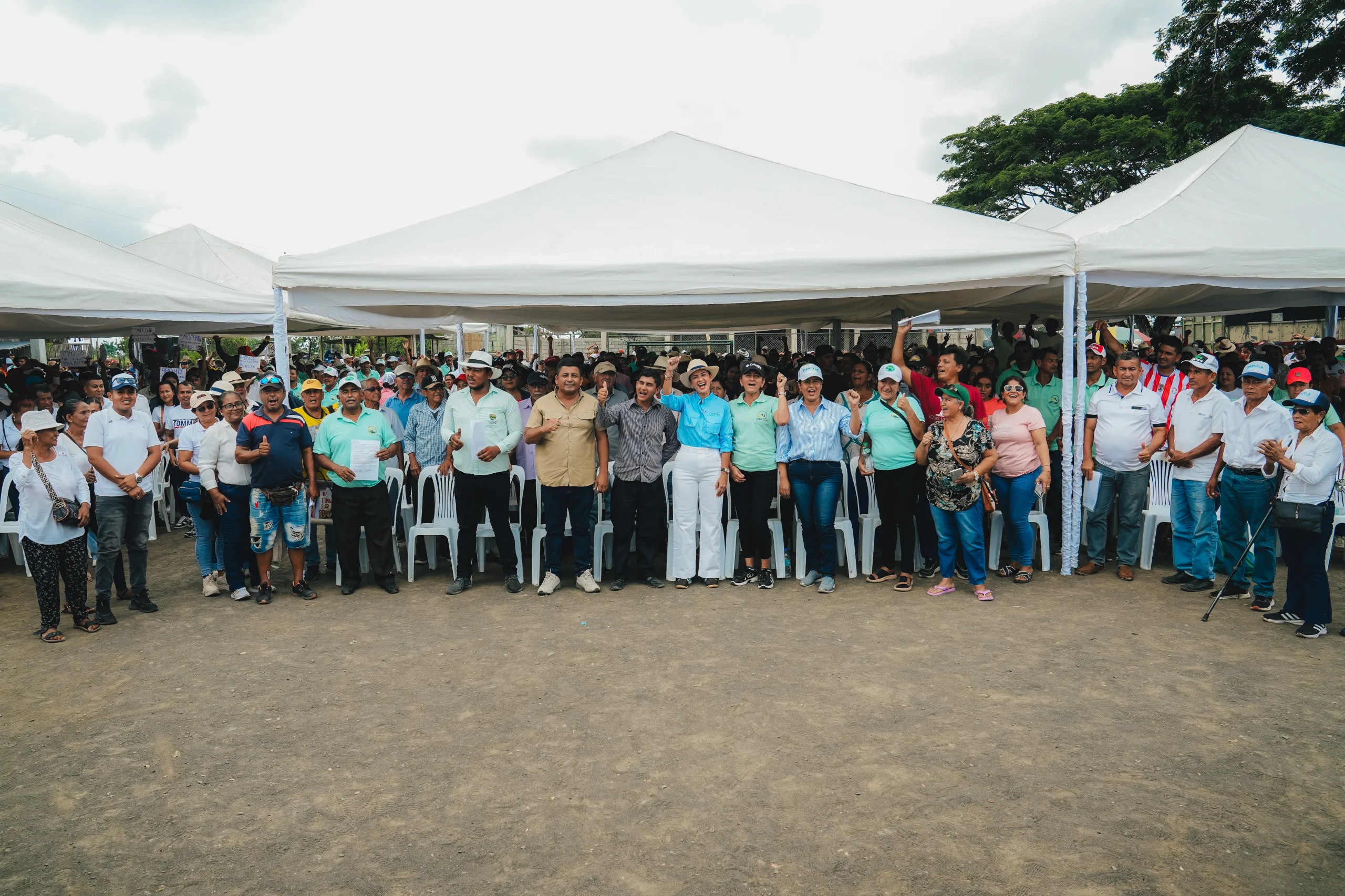 Prefectura entrega semillas a 1.400 productores en Colimes