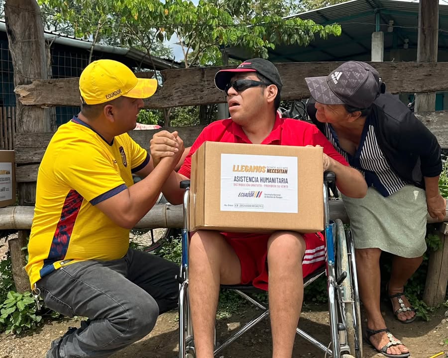 Alcaldía de Colimes y SNGR entregan ayuda humanitaria en Boca de Guabito